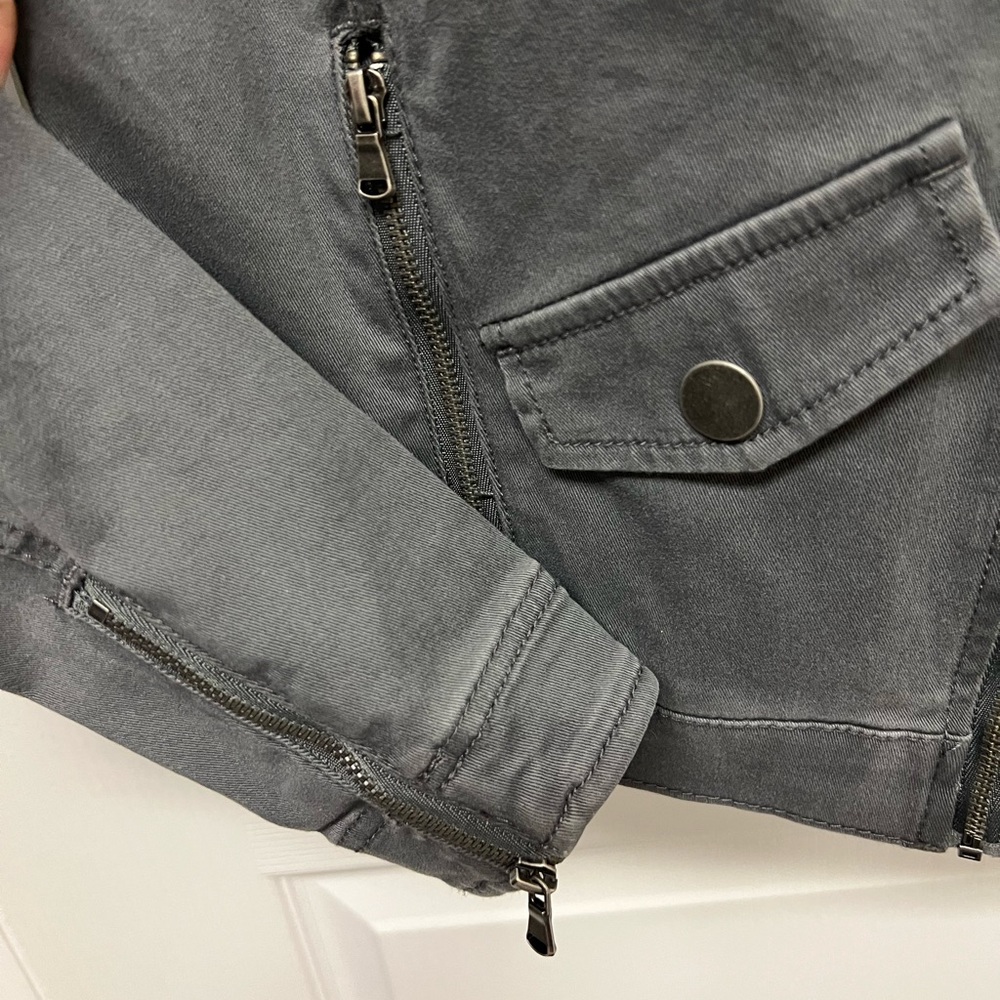 Soho Jacket - Picture 2 of 5